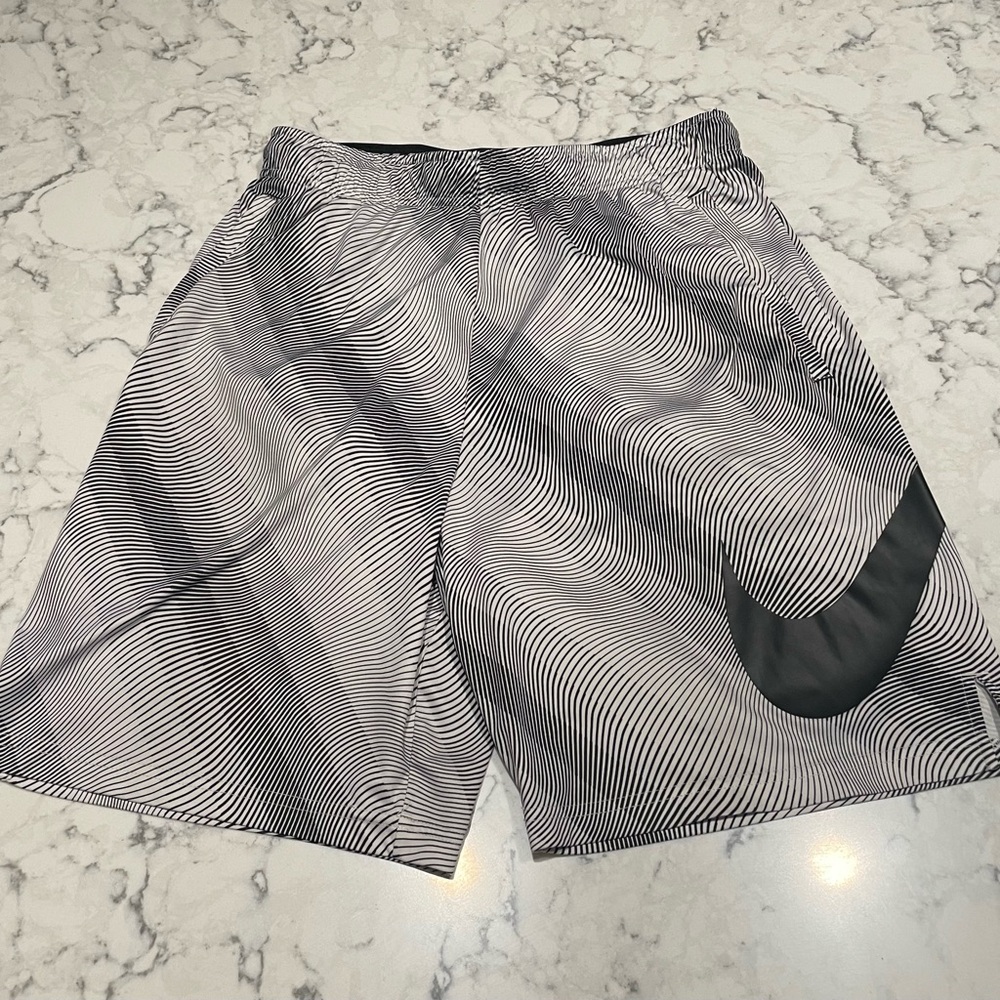 Nike Men's Dri-fit Black and White Athletic Shorts
